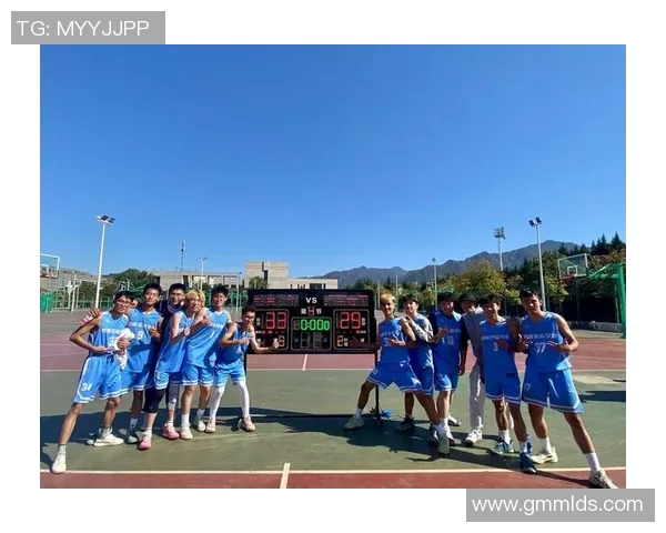 深圳篮球队个人能力提升引发热议探索新战术与团队协作的结合